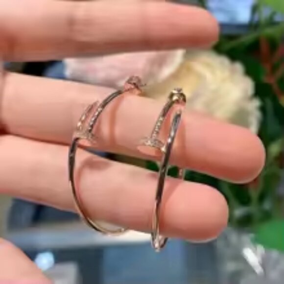 New! Nail Earrings Hoops - Picture 1 of 8